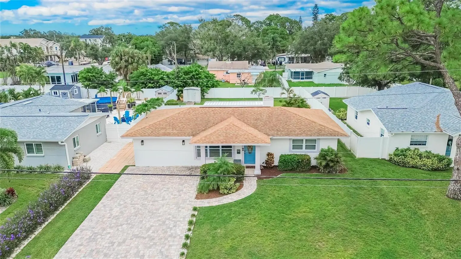9043 2ND STREET N, ST PETERSBURG, FL, photo 3 of 54