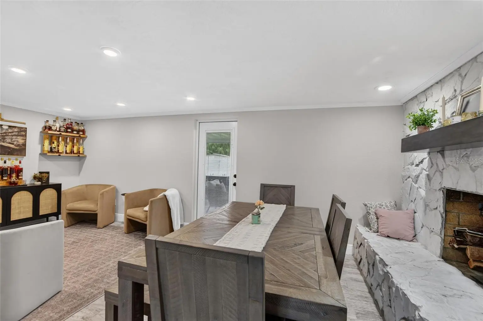 9043 2ND STREET N, ST PETERSBURG, FL, photo 18 of 54