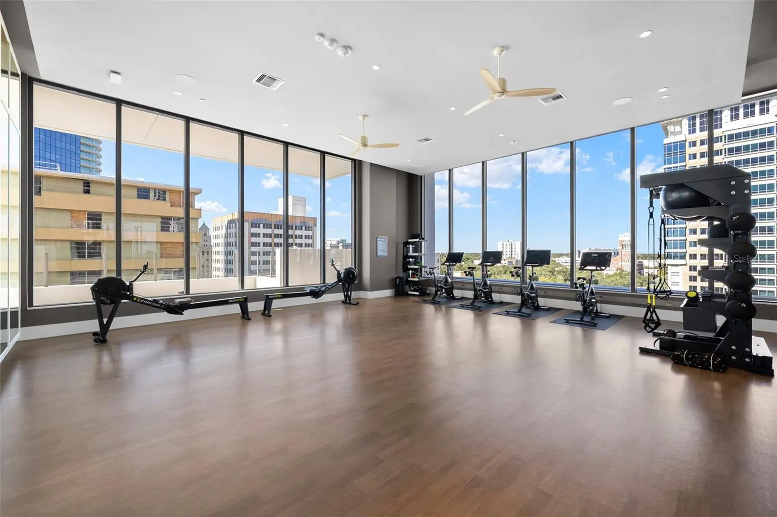 275 1ST AVENUE S #3406, ST PETERSBURG, FL, photo 12 of 24