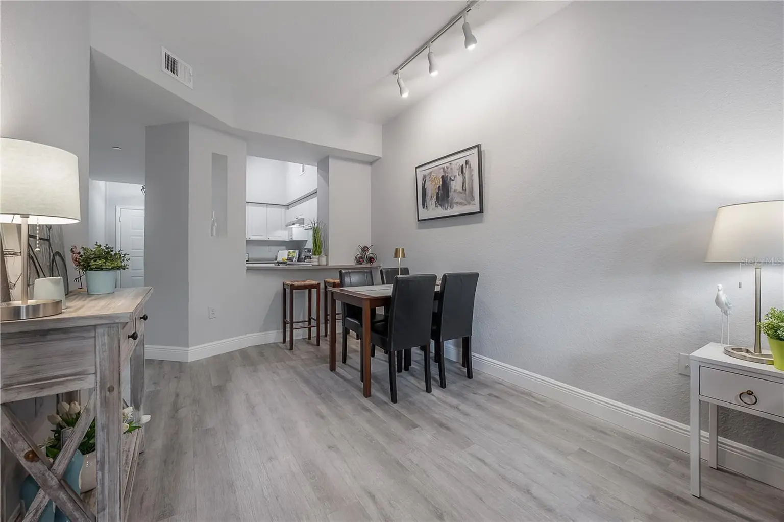 402 S ARMENIA AVENUE #114, TAMPA, FL, photo 17 of 48