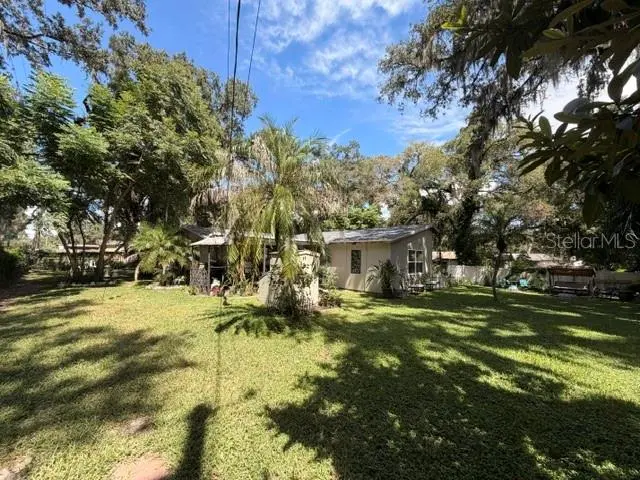 11615 GROVEWOOD AVENUE, THONOTOSASSA, FL, photo 9 of 29