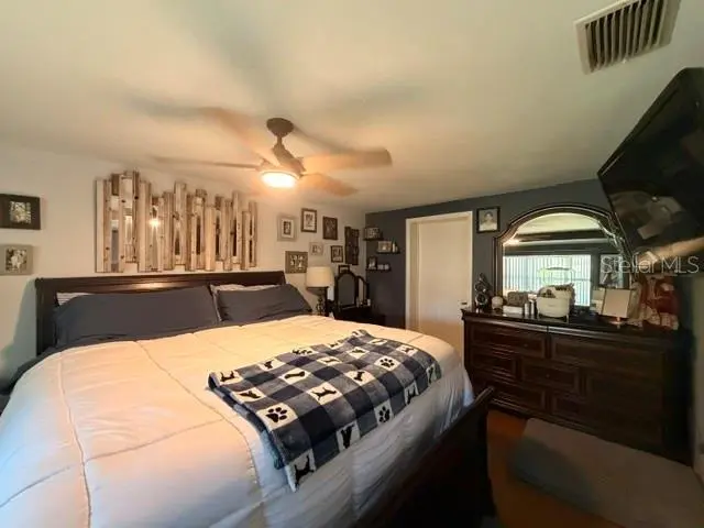11615 GROVEWOOD AVENUE, THONOTOSASSA, FL, photo 18 of 29