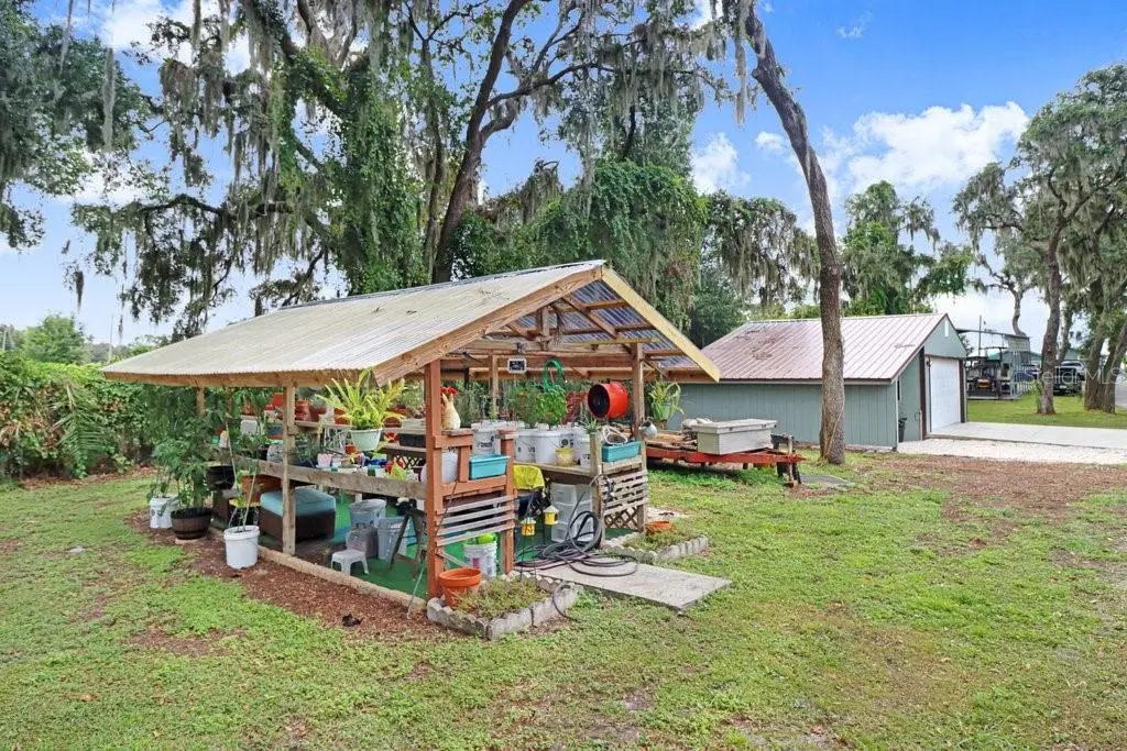 11337 KNIGHTS GRIFFIN ROAD, THONOTOSASSA, FL, photo 57 of 91