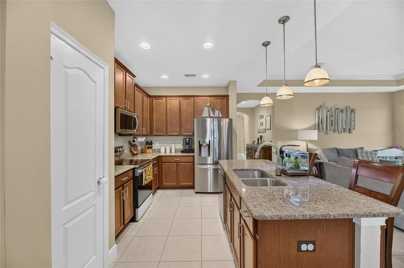 6911 SAIL VIEW LANE, APOLLO BEACH, FL, photo 16 of 96