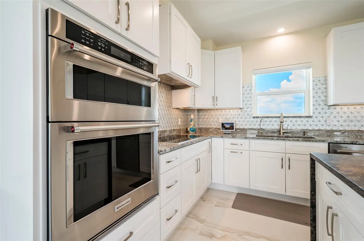 1365 SNELL ISLE BOULEVARD NE #9A, ST PETERSBURG, FL, photo 17 of 74