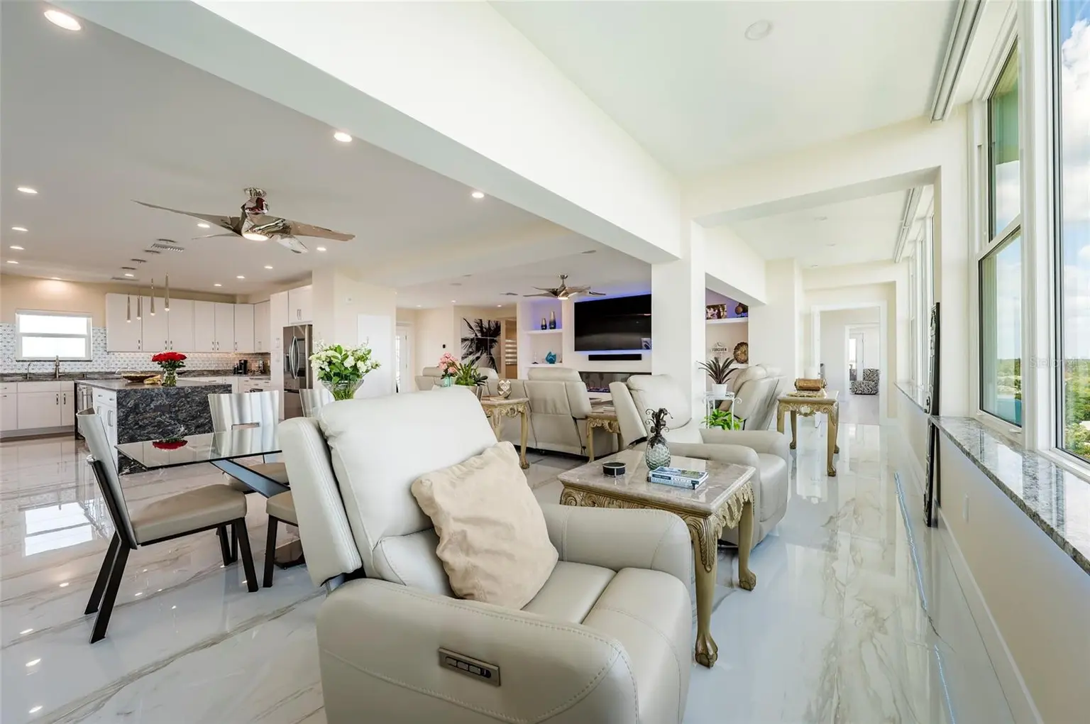1365 SNELL ISLE BOULEVARD NE #9A, ST PETERSBURG, FL, photo 19 of 74