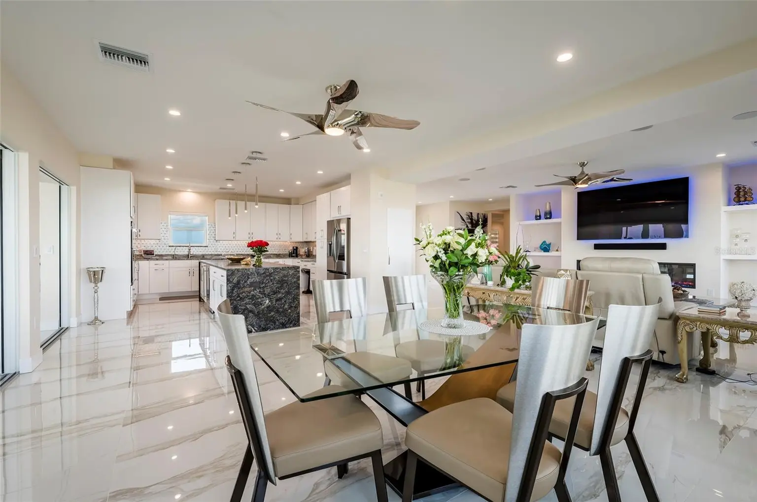 1365 SNELL ISLE BOULEVARD NE #9A, ST PETERSBURG, FL, photo 20 of 74