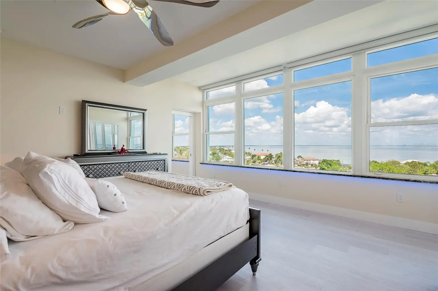 1365 SNELL ISLE BOULEVARD NE #9A, ST PETERSBURG, FL, photo 39 of 74