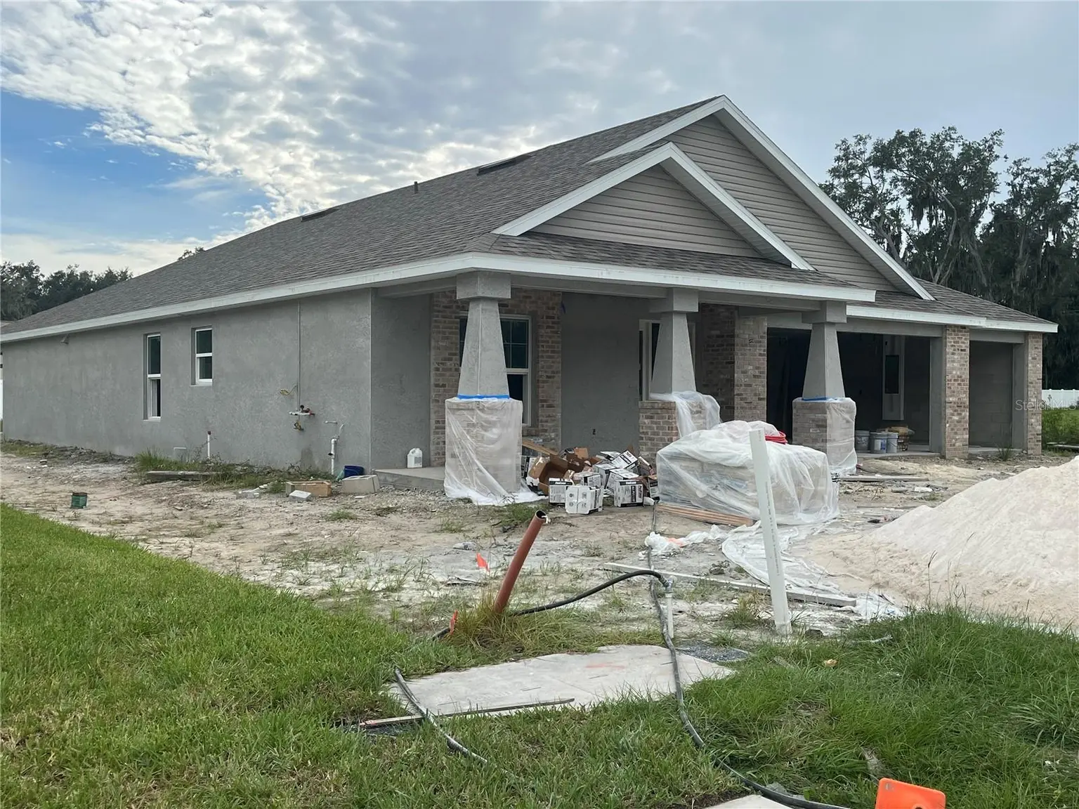 Shannon Estates home, photo 2 of 8