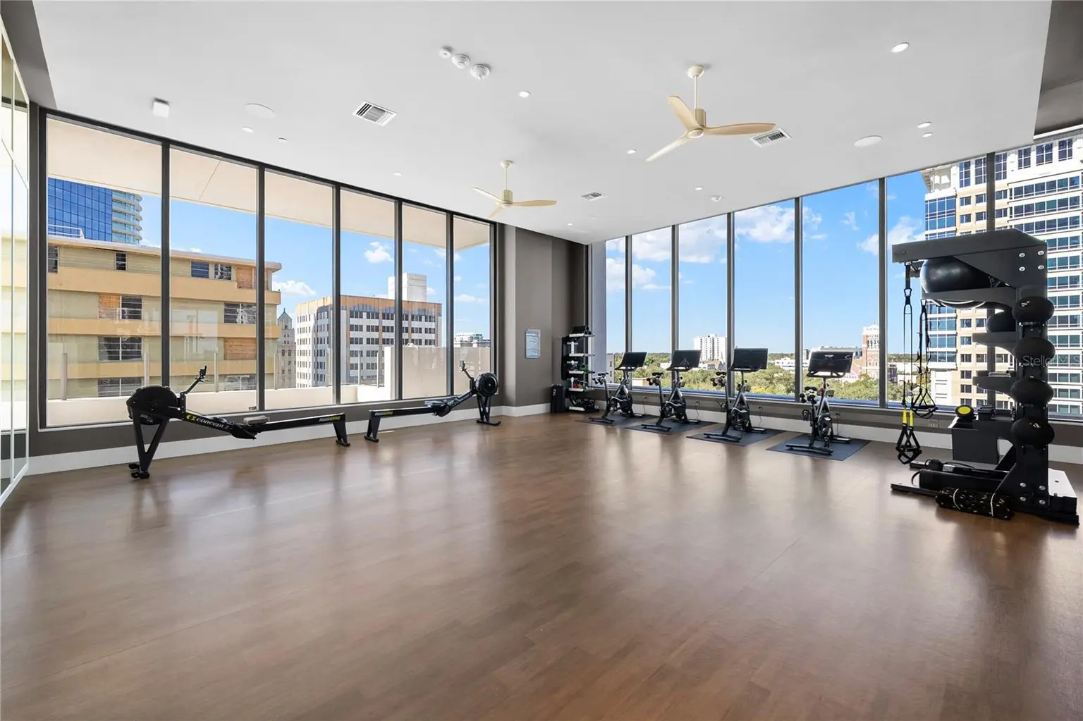 275 1ST AVENUE S #3501, ST PETERSBURG, FL, photo 9 of 24