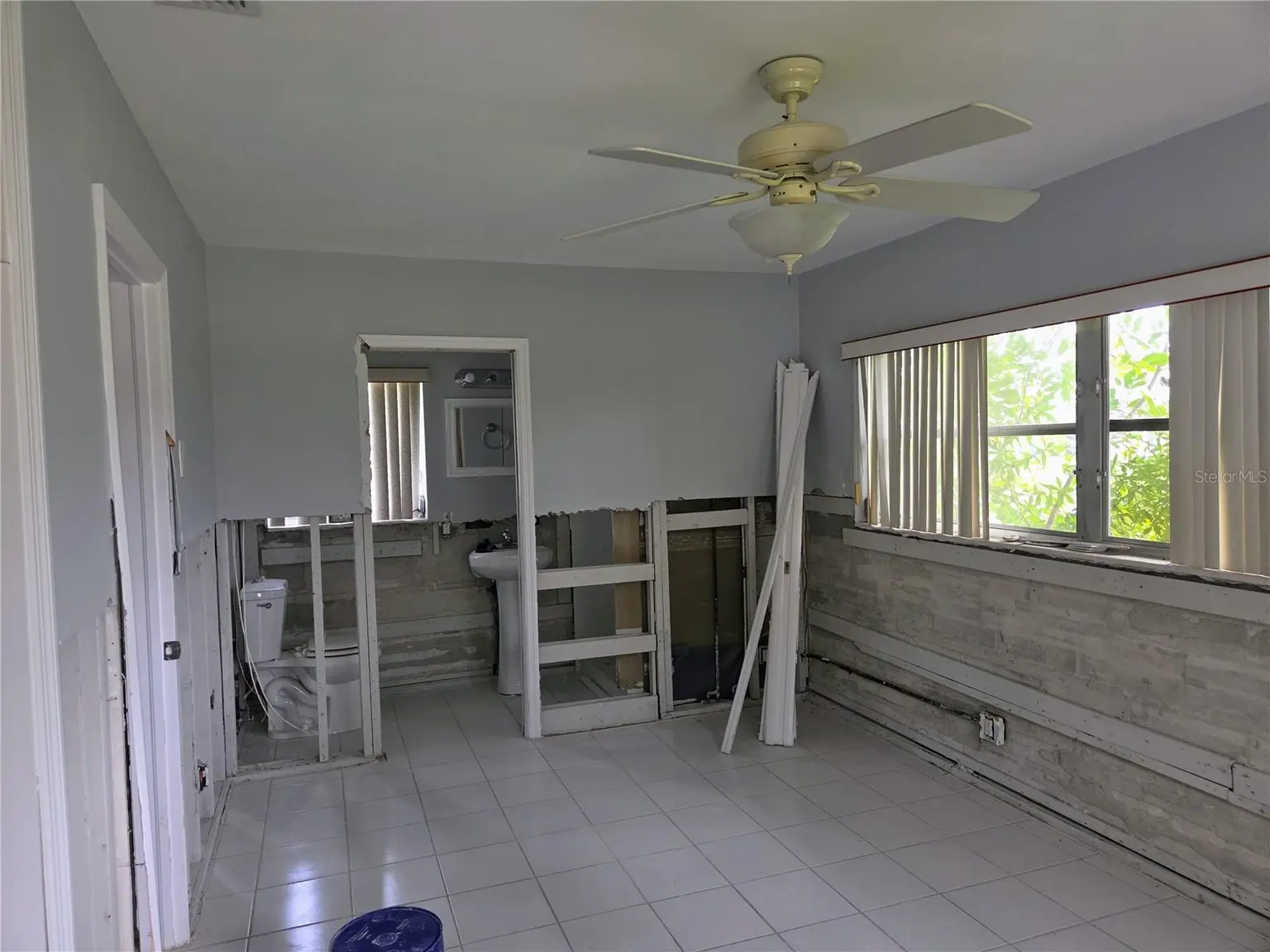 1595 ARIZONA AVENUE NE, ST PETERSBURG, FL, photo 9 of 23