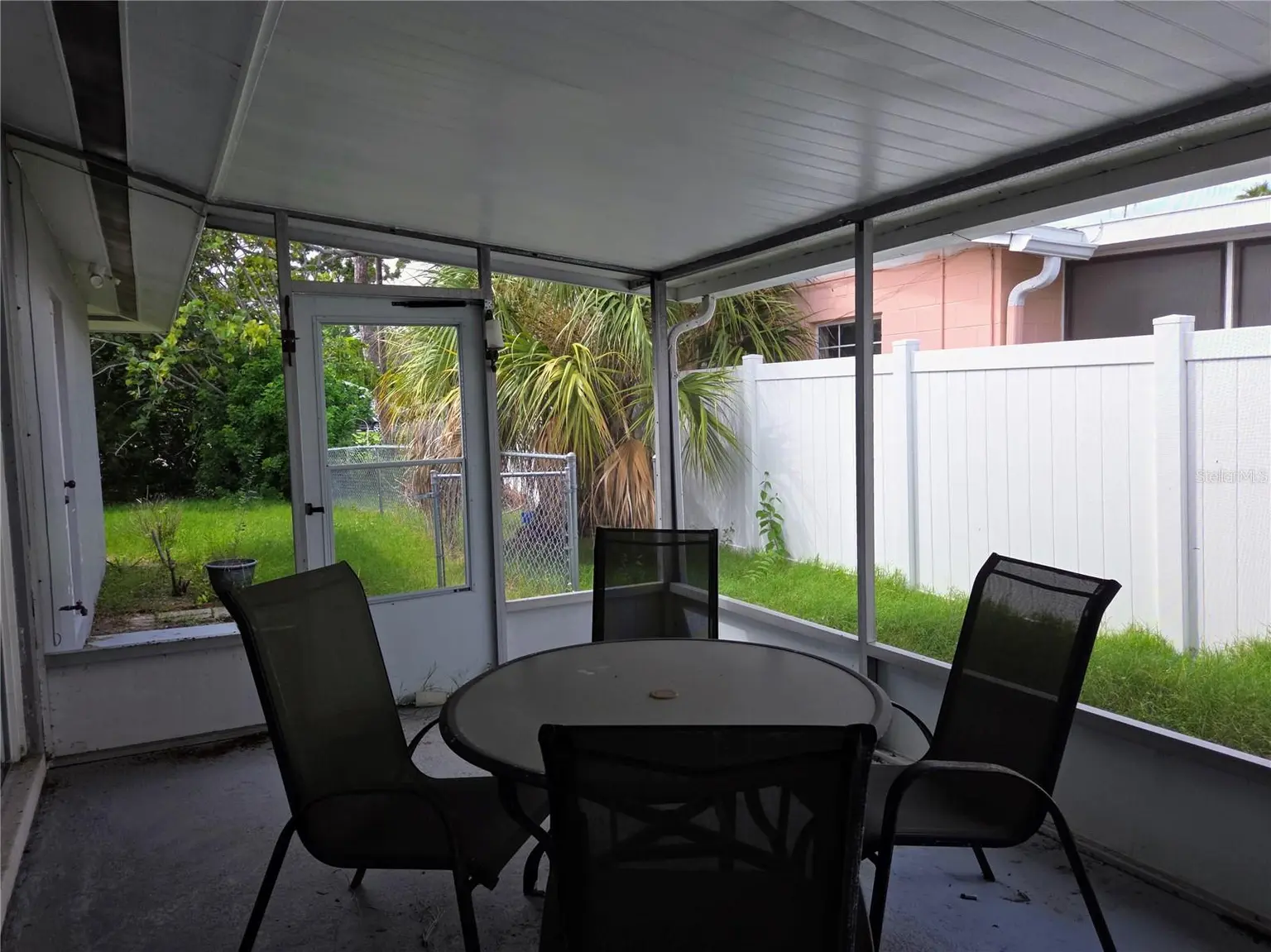 1595 ARIZONA AVENUE NE, ST PETERSBURG, FL, photo 21 of 23