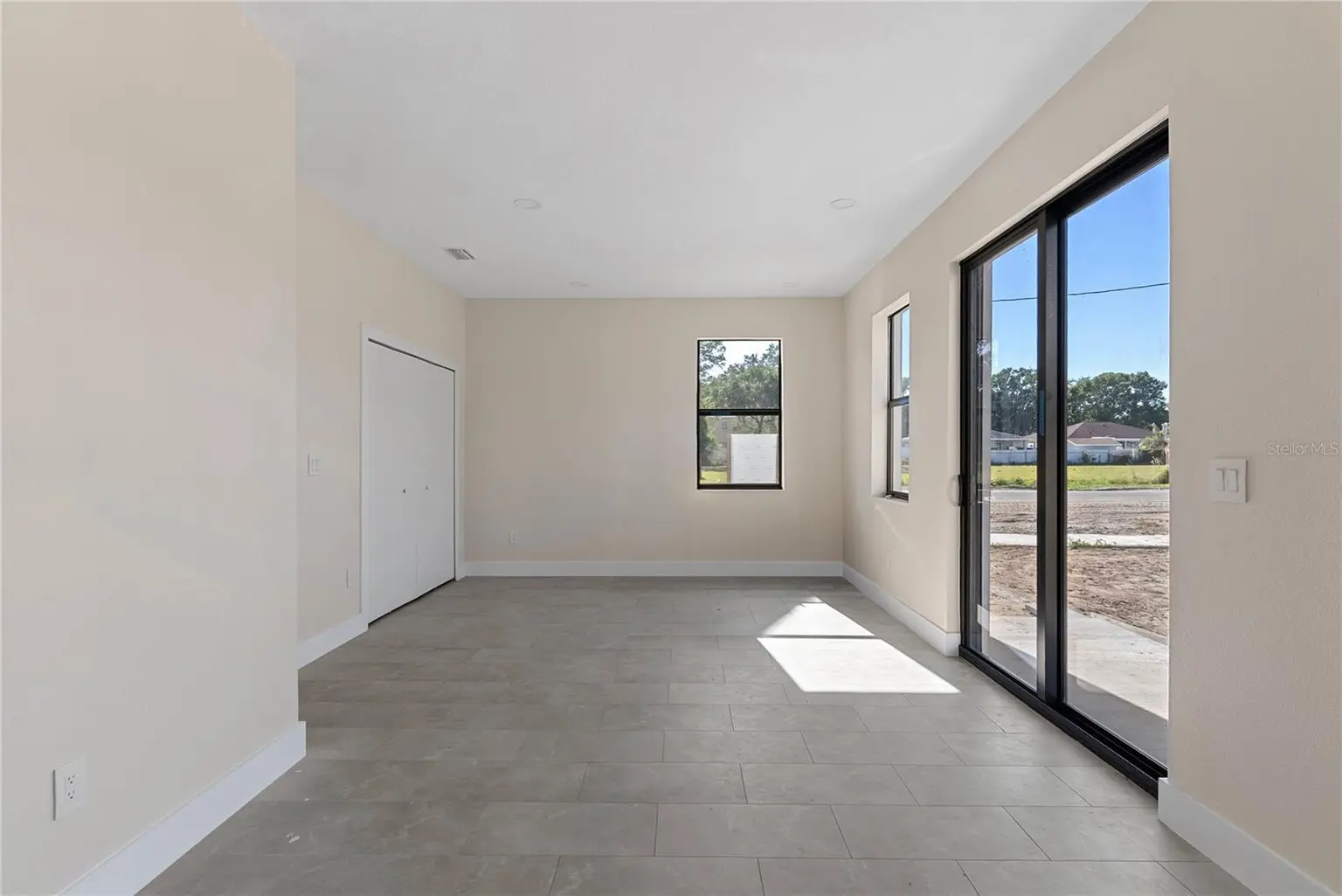 4352 FONTANAROSA VILLAGE COURT, TAMPA, FL, photo 8 of 33