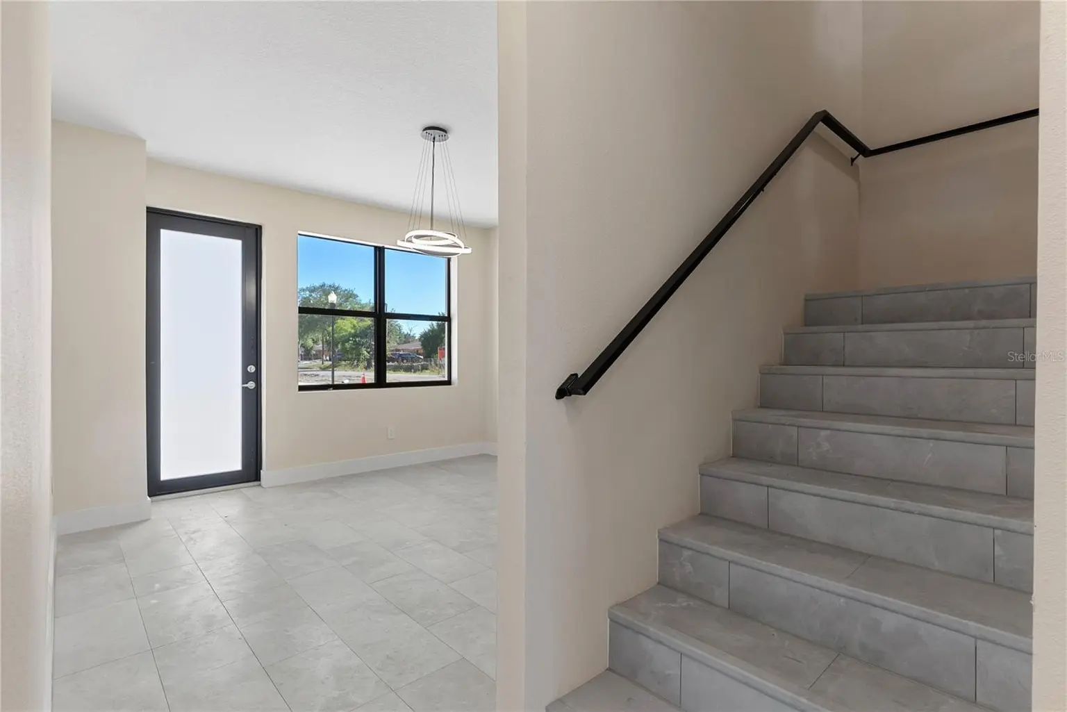4352 FONTANAROSA VILLAGE COURT, TAMPA, FL, photo 9 of 33