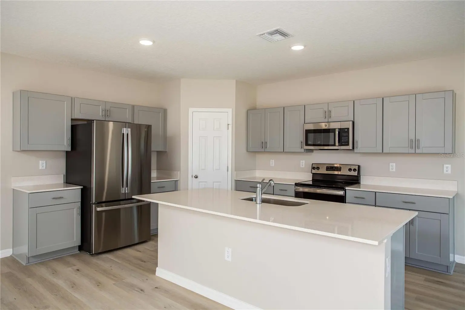 2167 LAWSON WAY, ZEPHYRHILLS, FL, photo 2 of 34