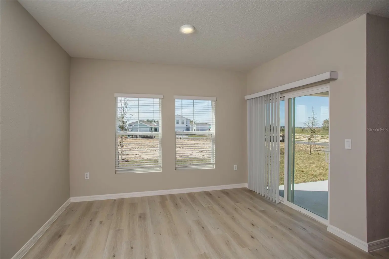2167 LAWSON WAY, ZEPHYRHILLS, FL, photo 16 of 34