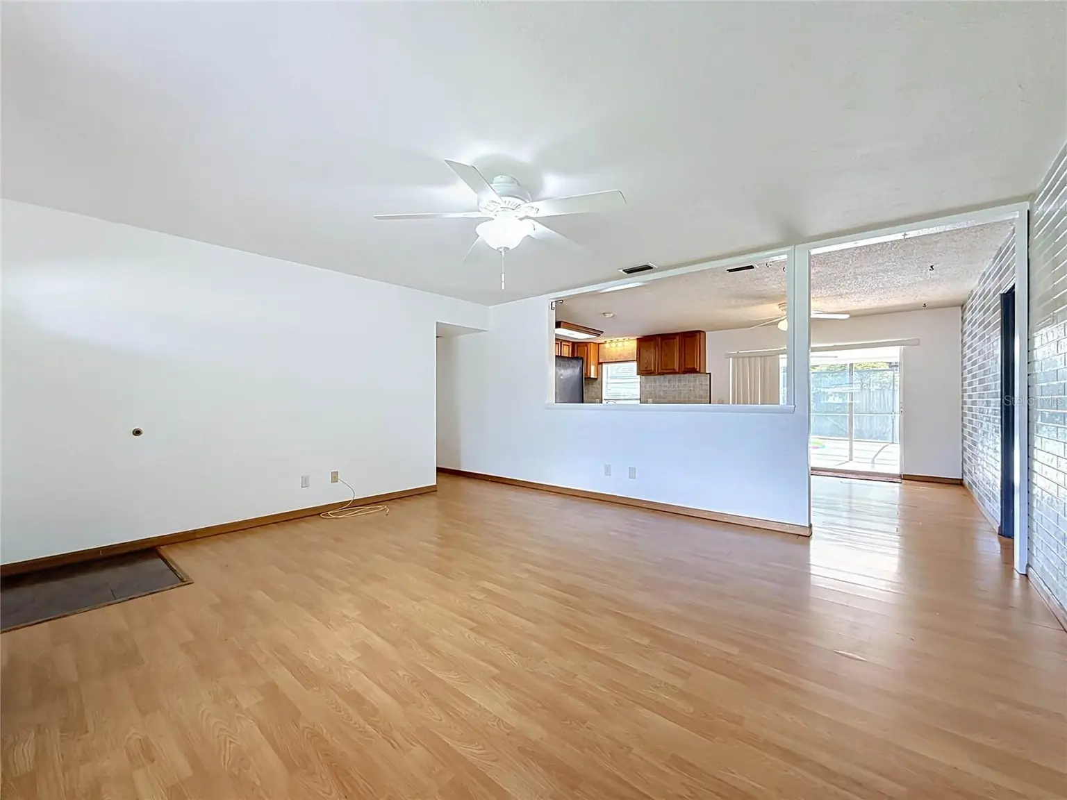 8496 76TH AVENUE, SEMINOLE, FL, photo 4 of 33