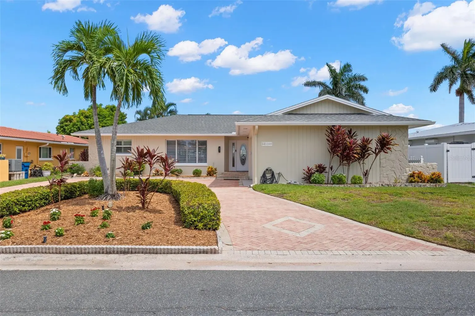 12305 4TH STREET E, TREASURE ISLAND, FL, photo 1 of 50