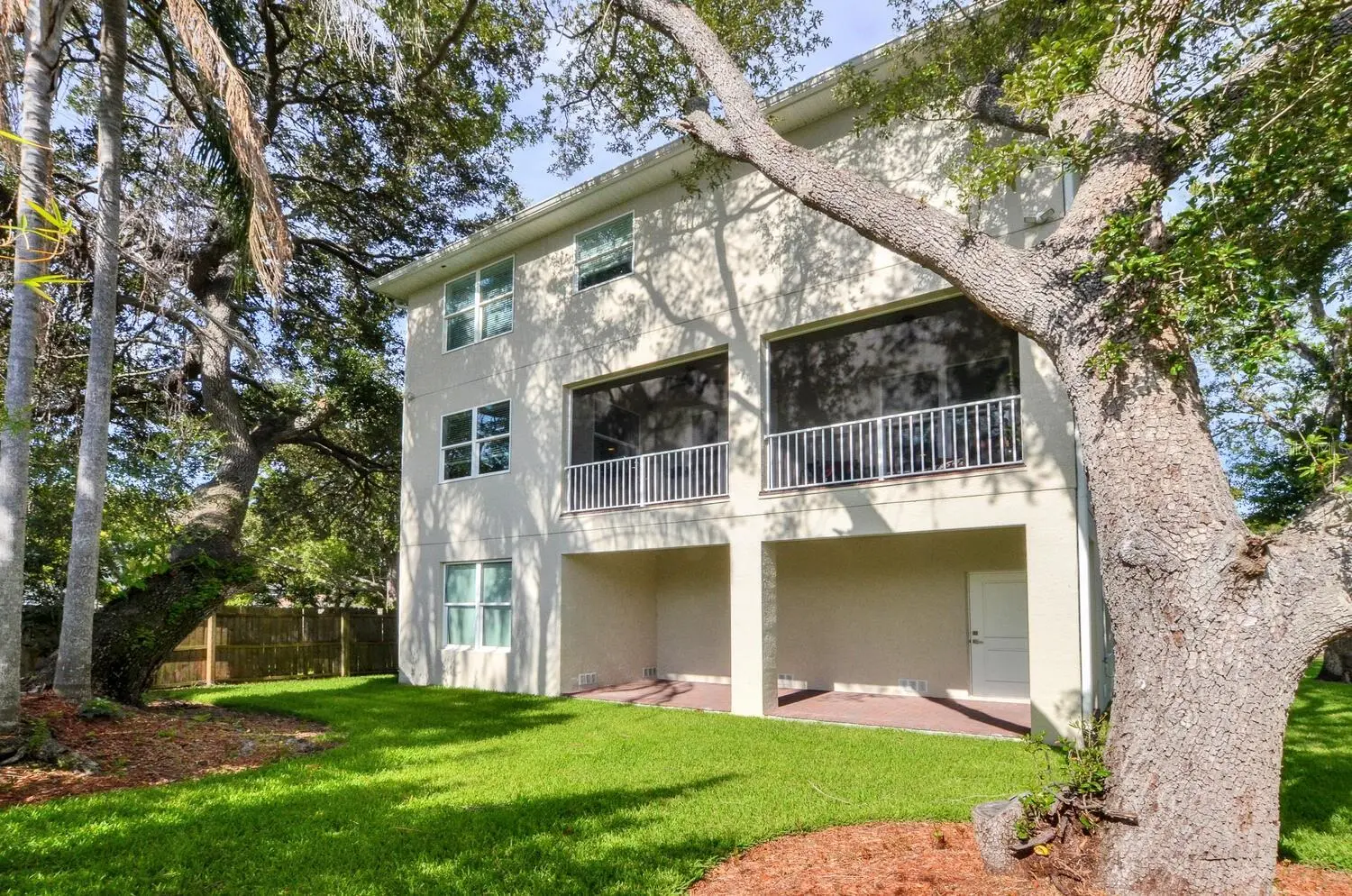 7210 S MASCOTTE STREET, TAMPA, FL, photo 4 of 34