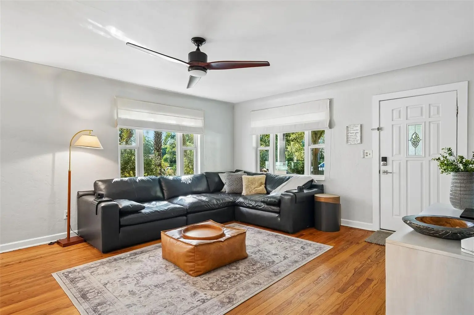 185 24TH AVENUE N, ST PETERSBURG, FL, photo 3 of 52