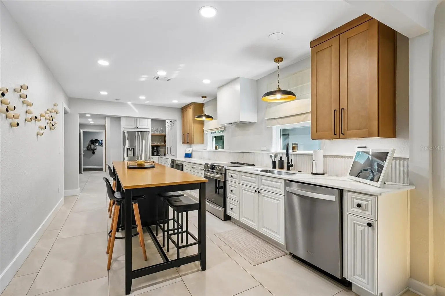 185 24TH AVENUE N, ST PETERSBURG, FL, photo 12 of 52
