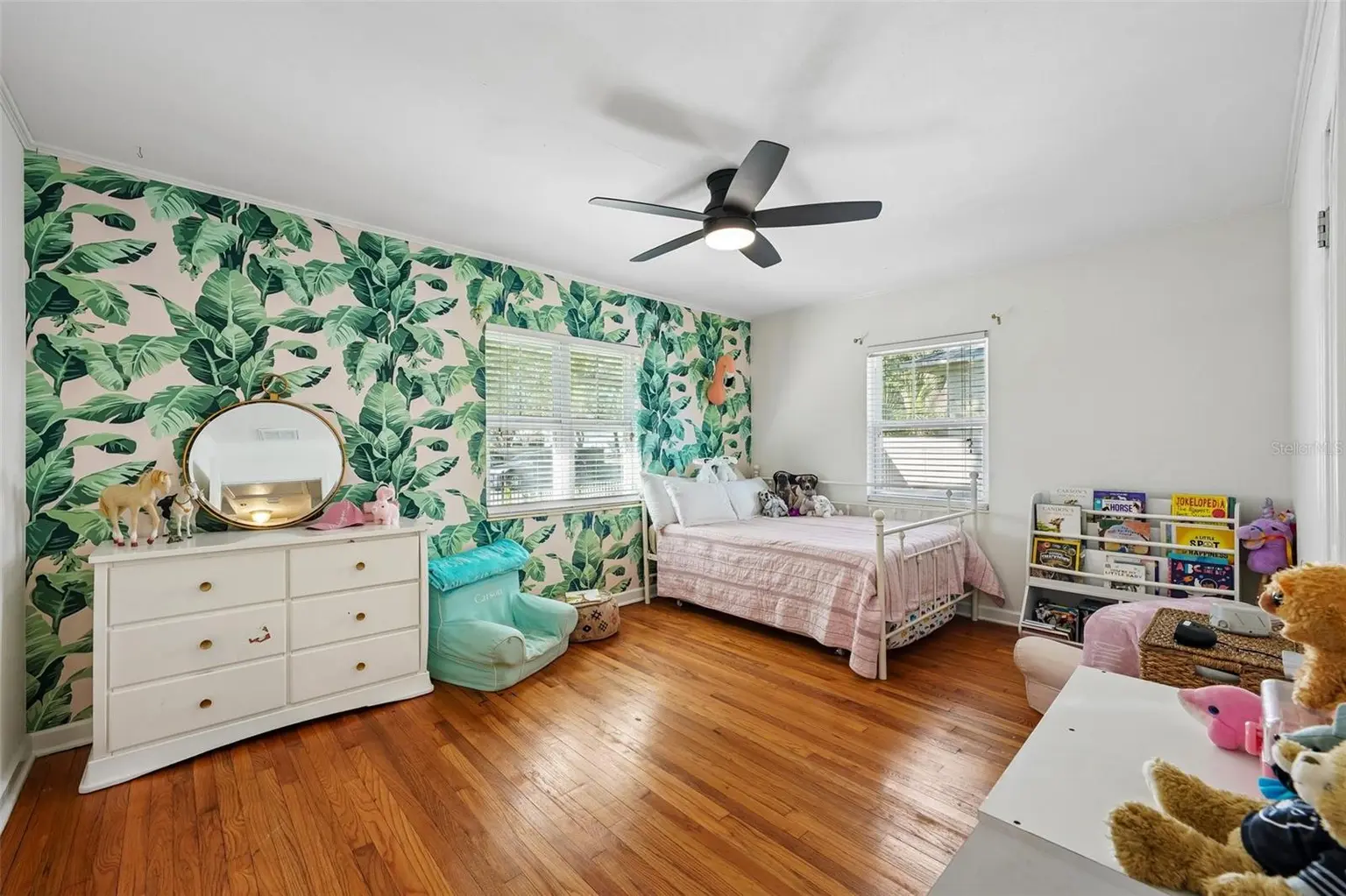 185 24TH AVENUE N, ST PETERSBURG, FL, photo 15 of 52