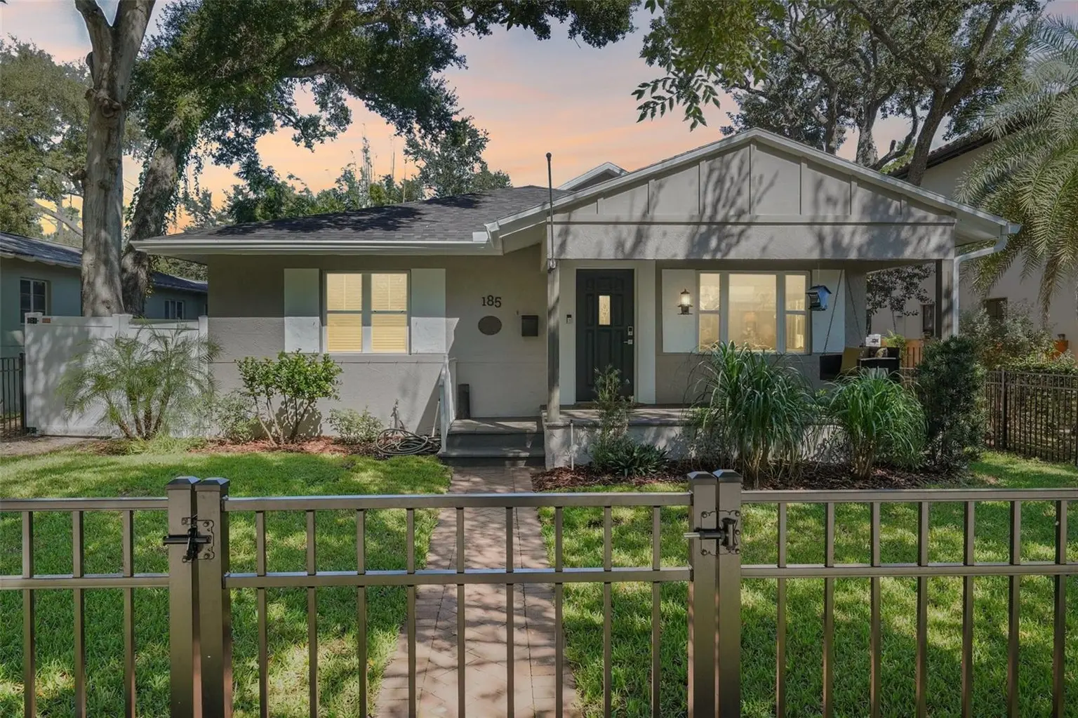 185 24TH AVENUE N, ST PETERSBURG, FL, photo 1 of 52