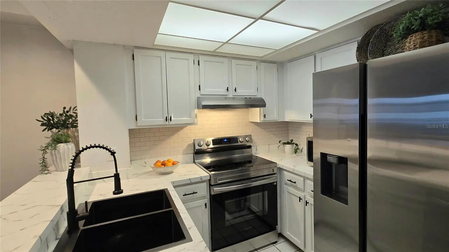 19201 VISTA LANE #D2, INDIAN SHORES, FL, photo 10 of 100