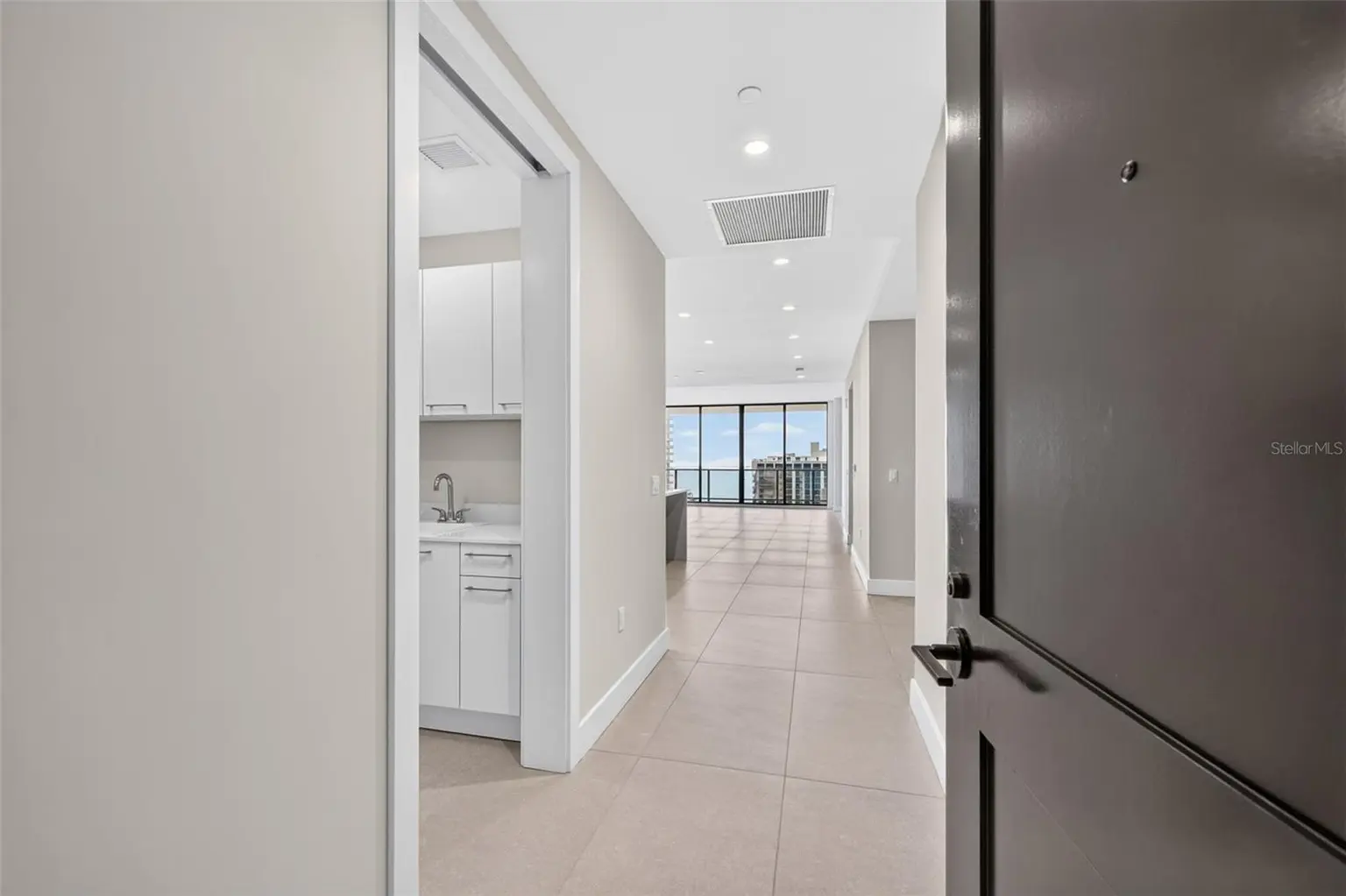 275 1ST AVENUE S #2603, ST PETERSBURG, FL, photo 3 of 93
