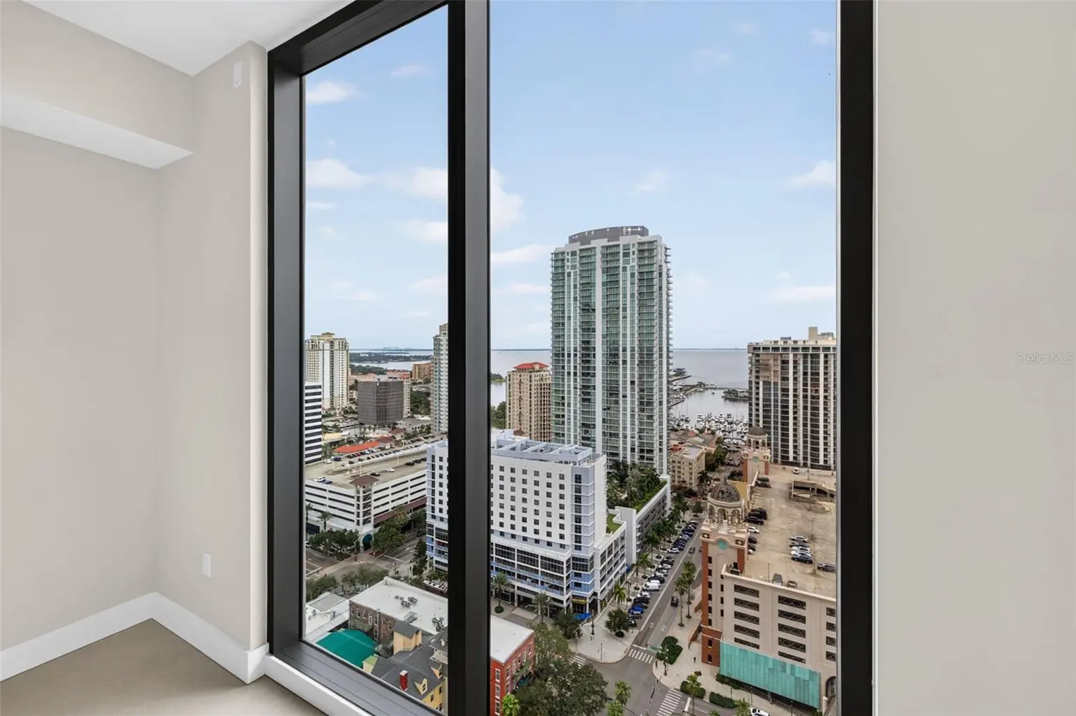 275 1ST AVENUE S #2603, ST PETERSBURG, FL, photo 21 of 93