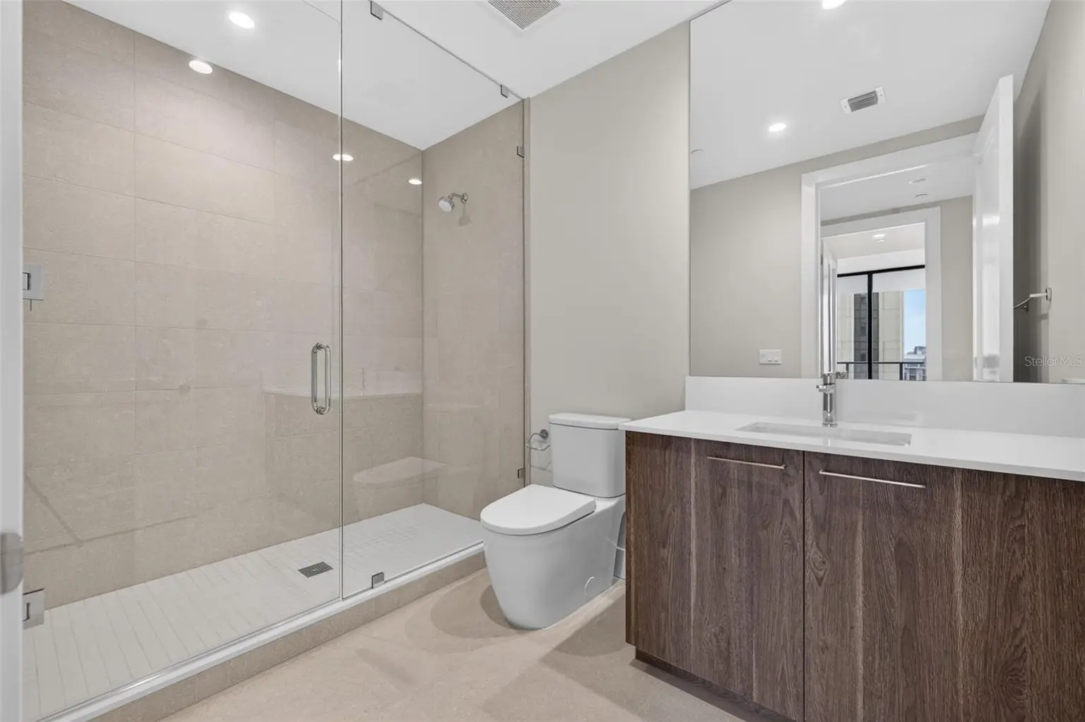 275 1ST AVENUE S #2603, ST PETERSBURG, FL, photo 29 of 93
