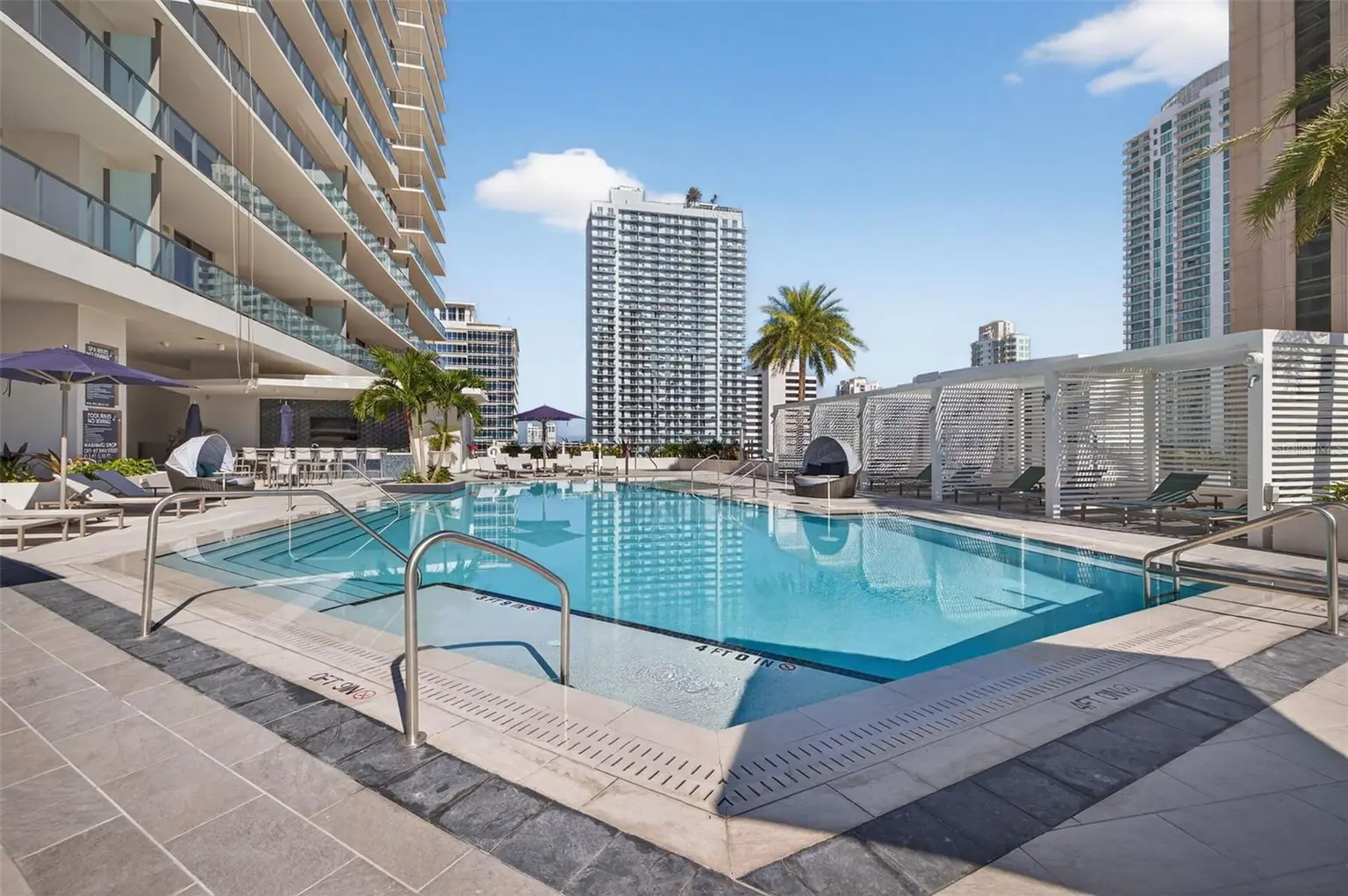 275 1ST AVENUE S #2603, ST PETERSBURG, FL, photo 44 of 93