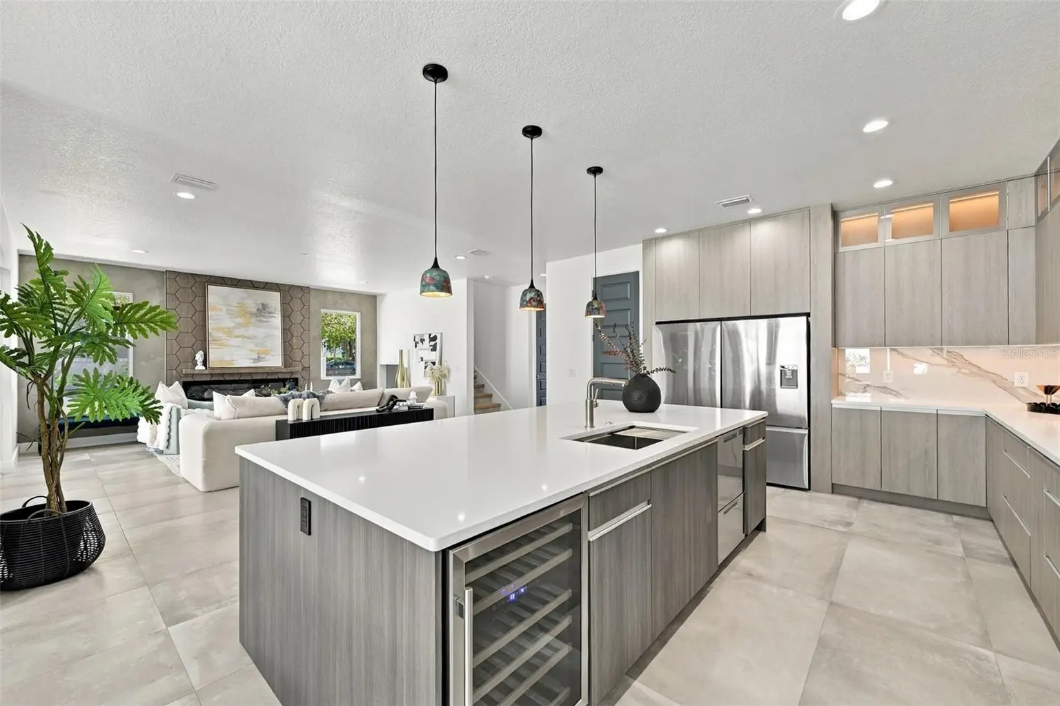 3201 W WYOMING AVENUE, TAMPA, FL, photo 12 of 59
