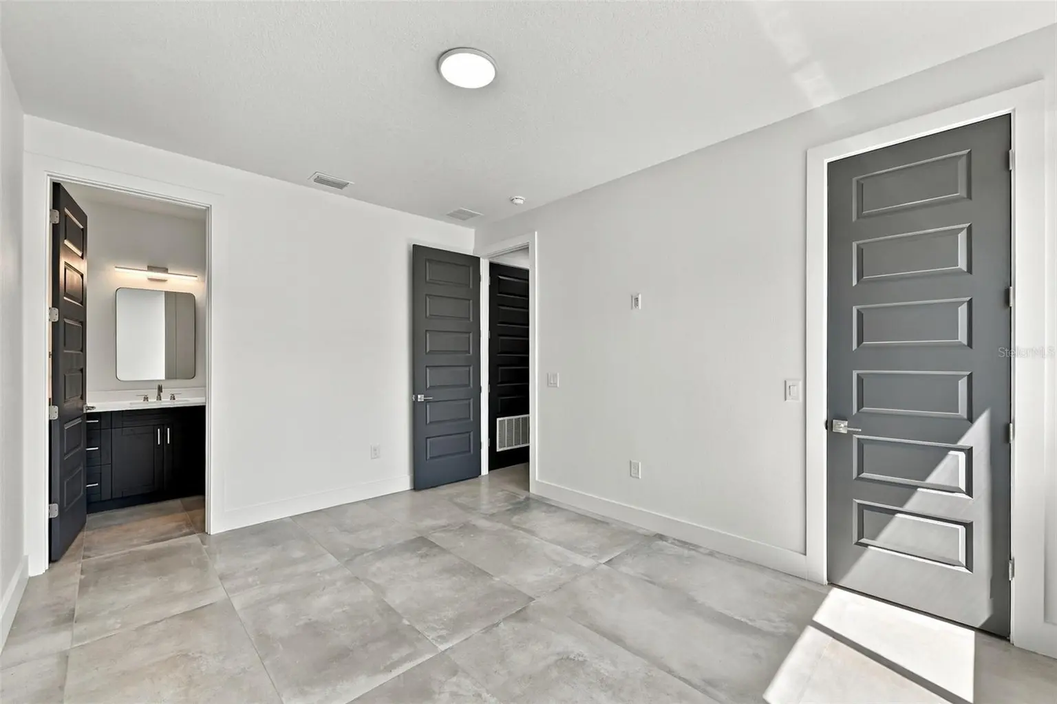 3201 W WYOMING AVENUE, TAMPA, FL, photo 29 of 59
