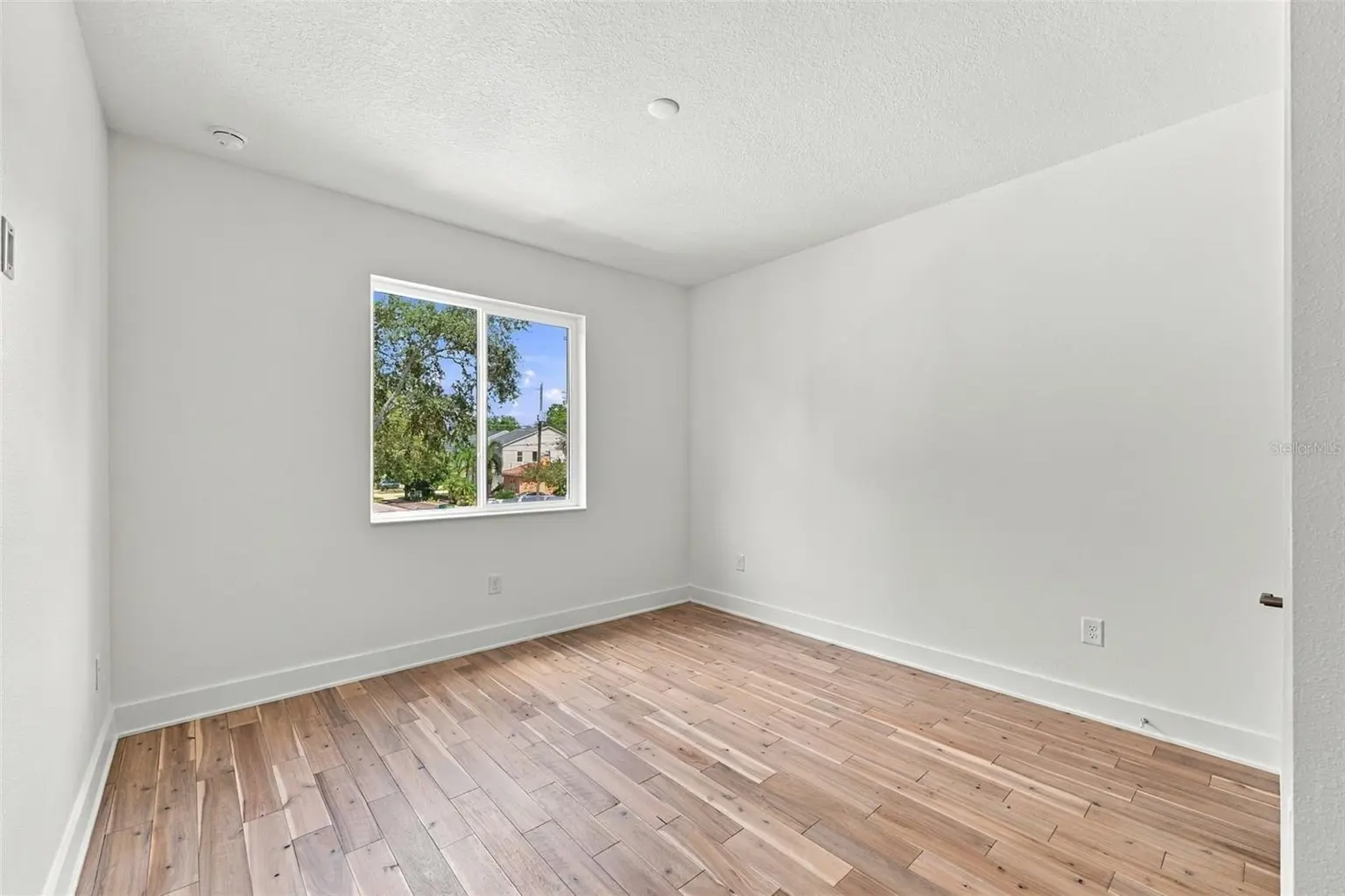 3201 W WYOMING AVENUE, TAMPA, FL, photo 49 of 59
