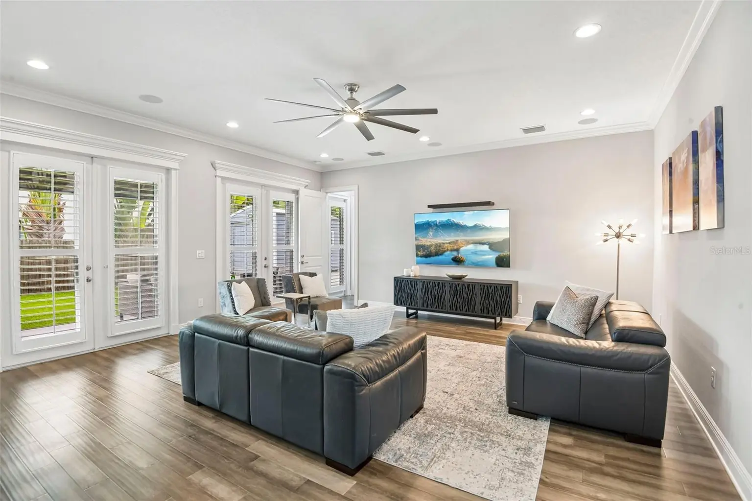 4202 W TACON STREET, TAMPA, FL, photo 6 of 52