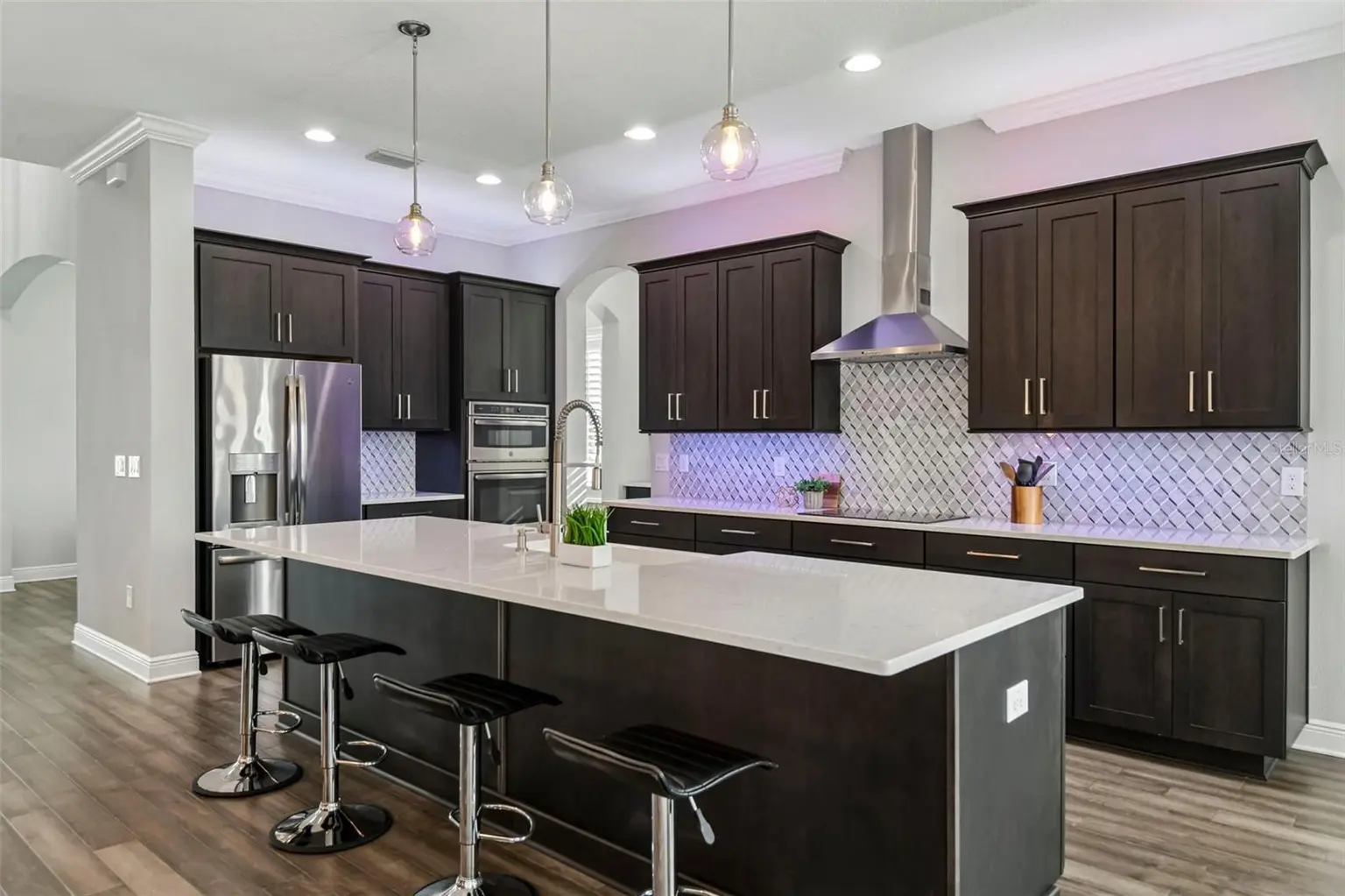 4202 W TACON STREET, TAMPA, FL, photo 12 of 52
