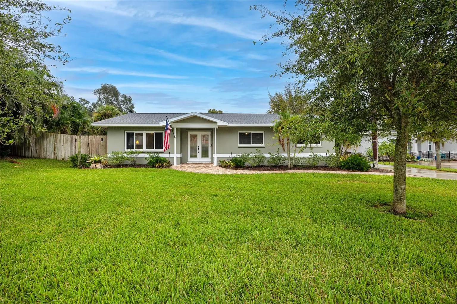 902 ROBIN AVENUE, PALM HARBOR, FL, photo 1 of 62
