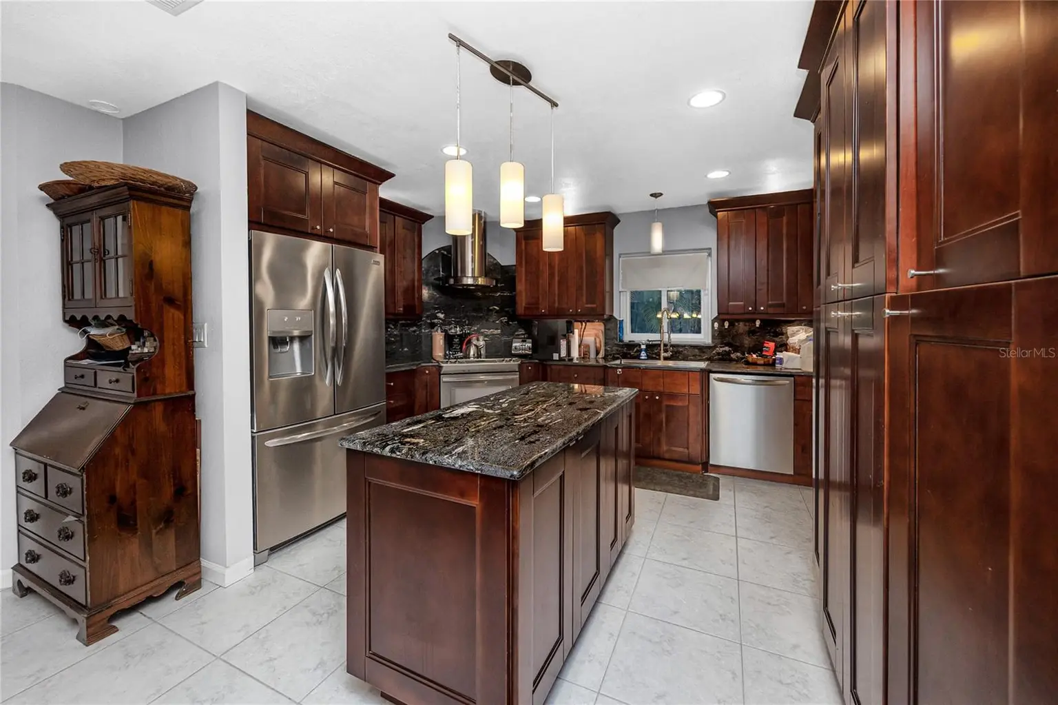 902 ROBIN AVENUE, PALM HARBOR, FL, photo 6 of 62