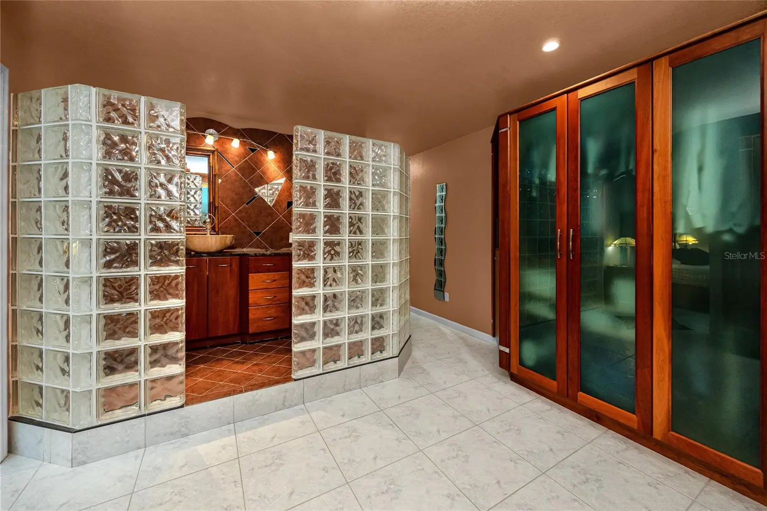 902 ROBIN AVENUE, PALM HARBOR, FL, photo 23 of 62