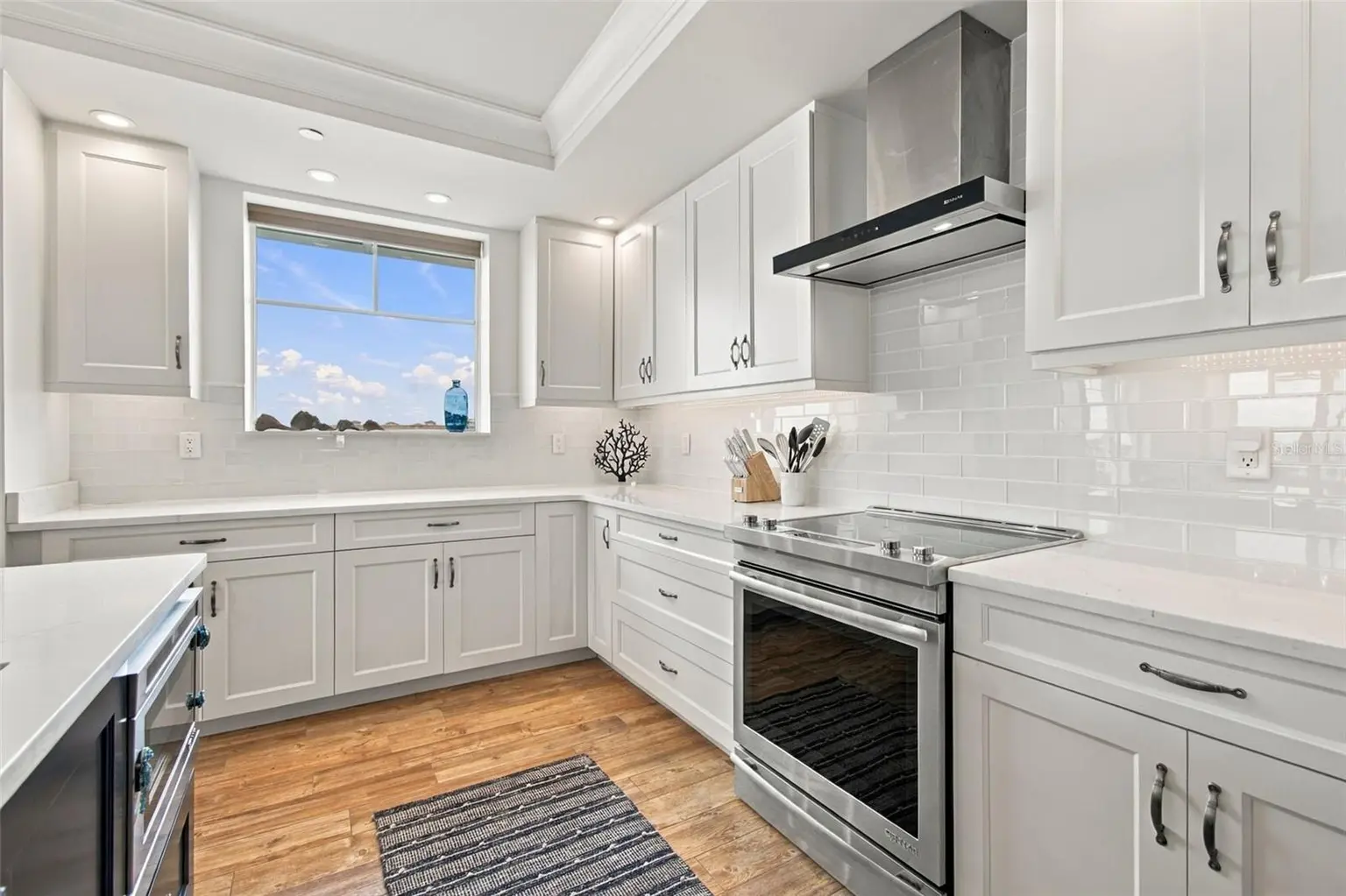 650 COLLANY ROAD #406, TIERRA VERDE, FL, photo 16 of 99