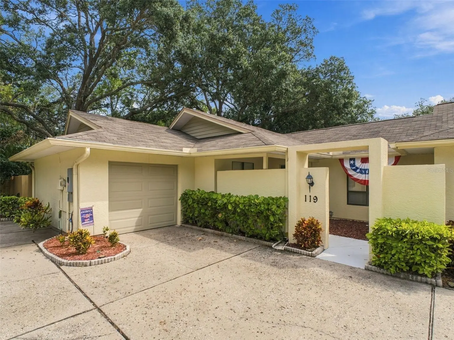119 PARKSIDE COLONY DRIVE, TARPON SPRINGS, FL, photo 1 of 76