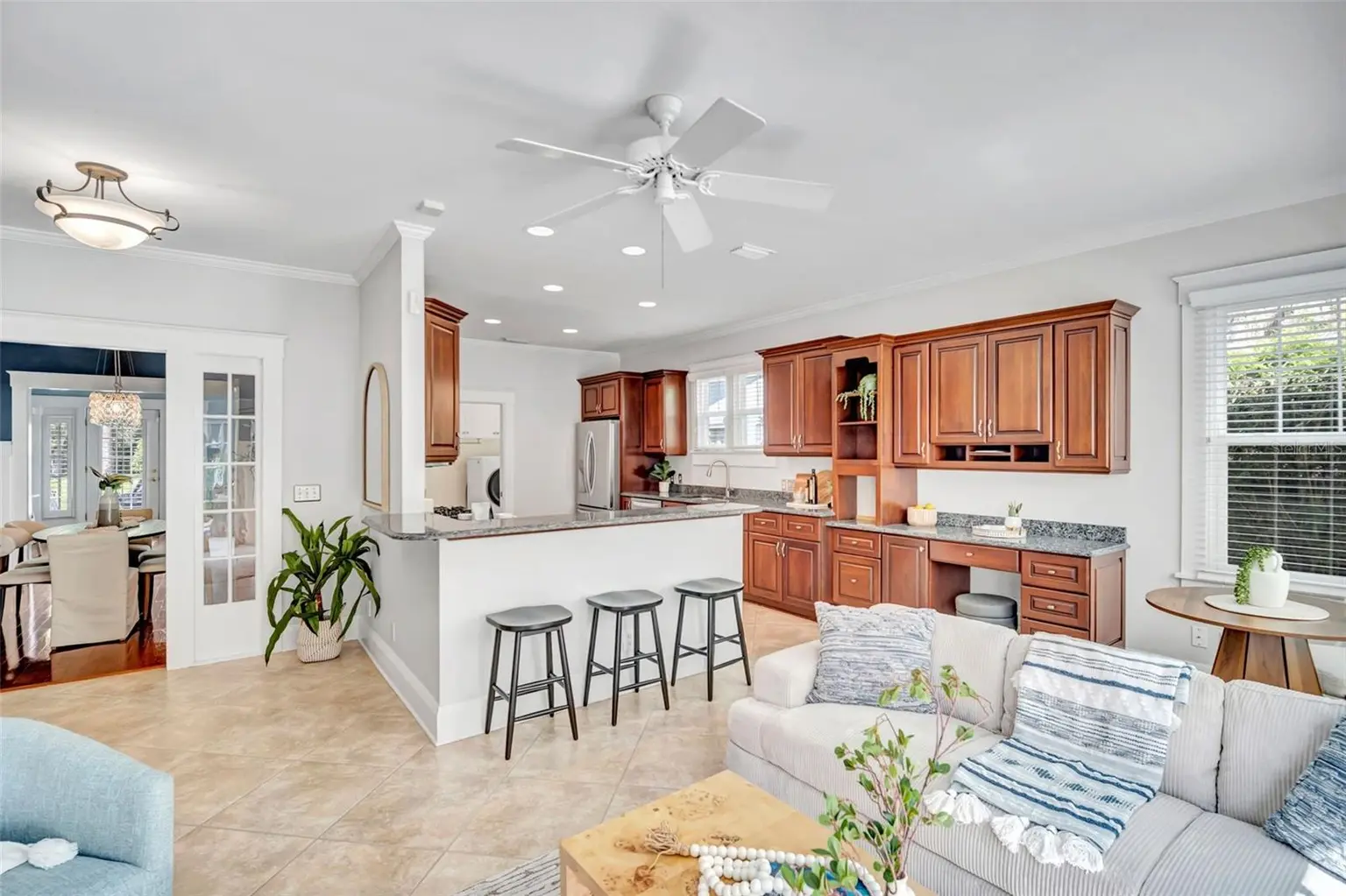 3002 W ANGELES STREET, TAMPA, FL, photo 8 of 43