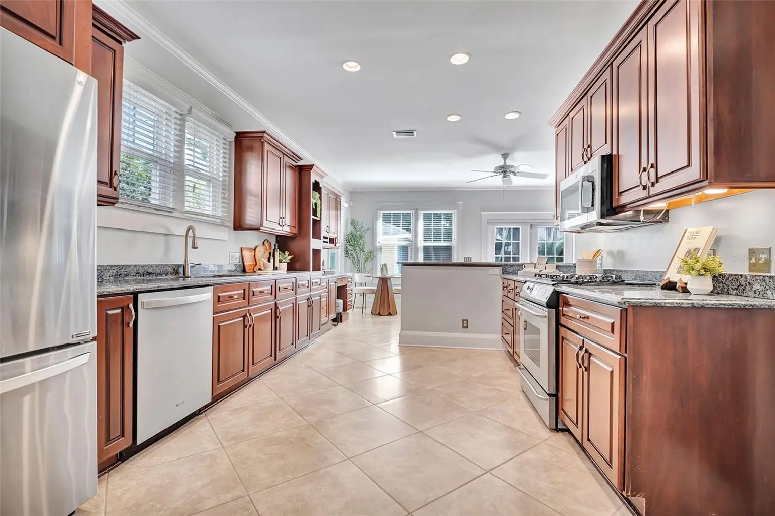 3002 W ANGELES STREET, TAMPA, FL, photo 18 of 43