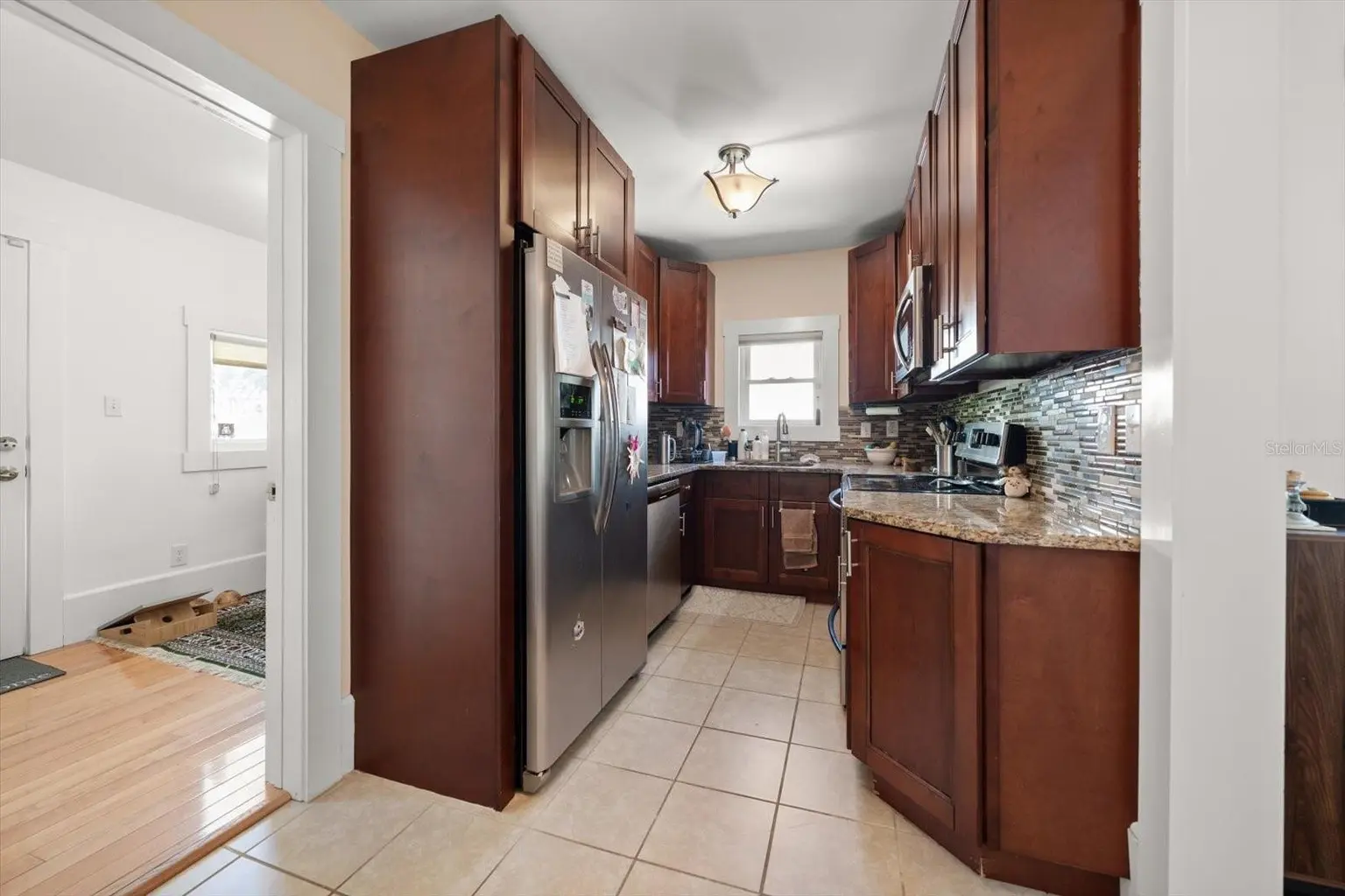 940 LOCUST STREET NE, ST PETERSBURG, FL, photo 9 of 27
