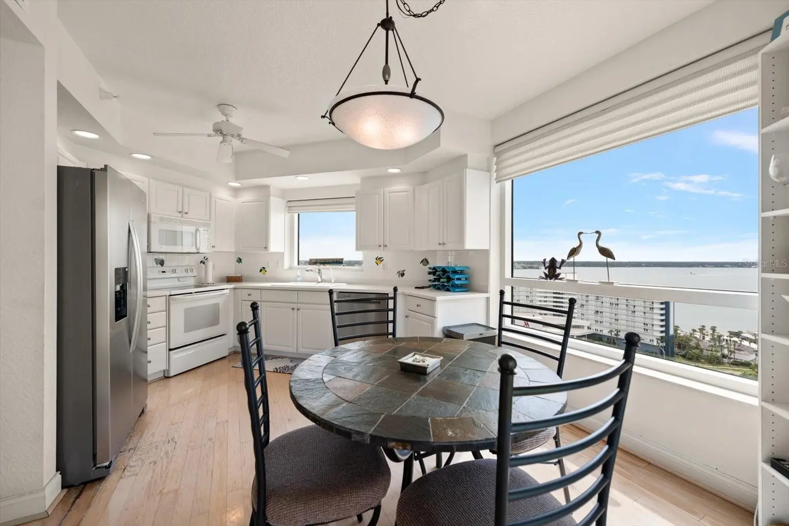 1170 GULF BOULEVARD #1605, CLEARWATER, FL, photo 25 of 65
