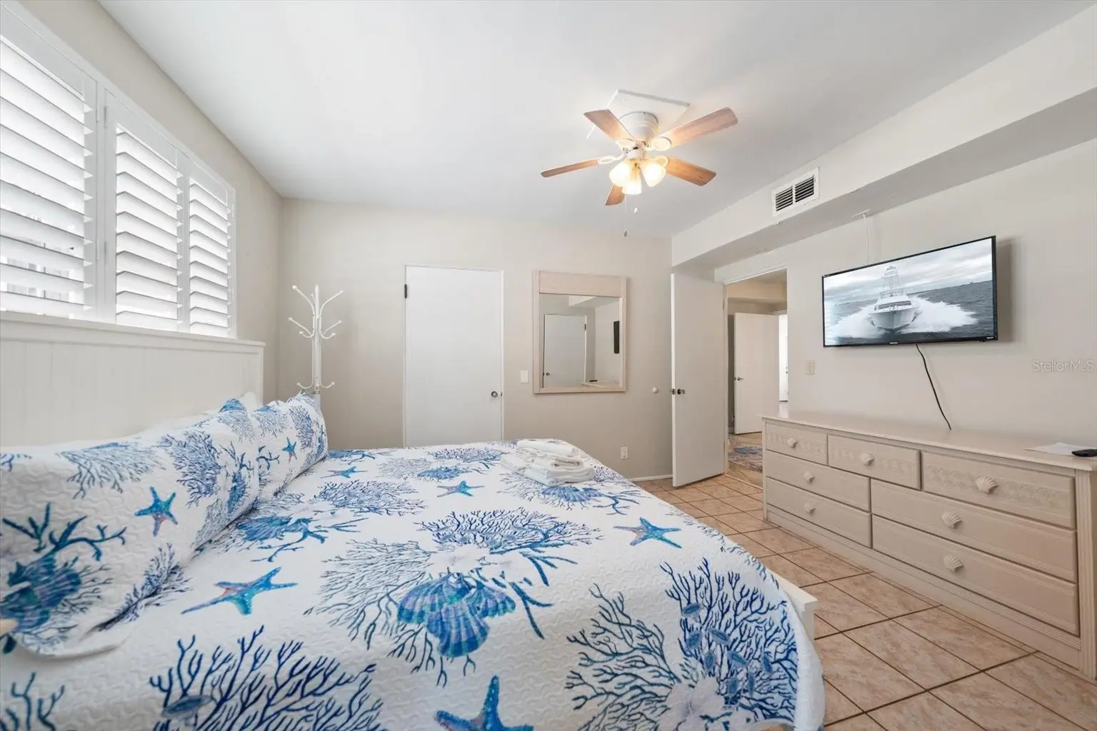 1512 GULF BOULEVARD, INDIAN ROCKS BEACH, FL, photo 25 of 80