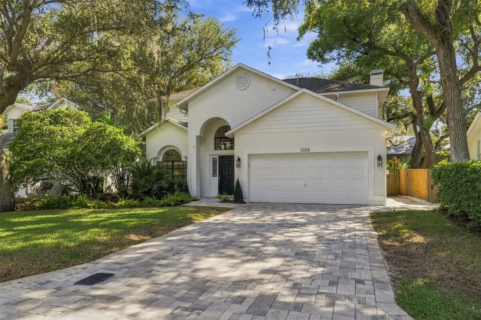 3308 W VILLA ROSA STREET, TAMPA, FL, photo 2 of 43