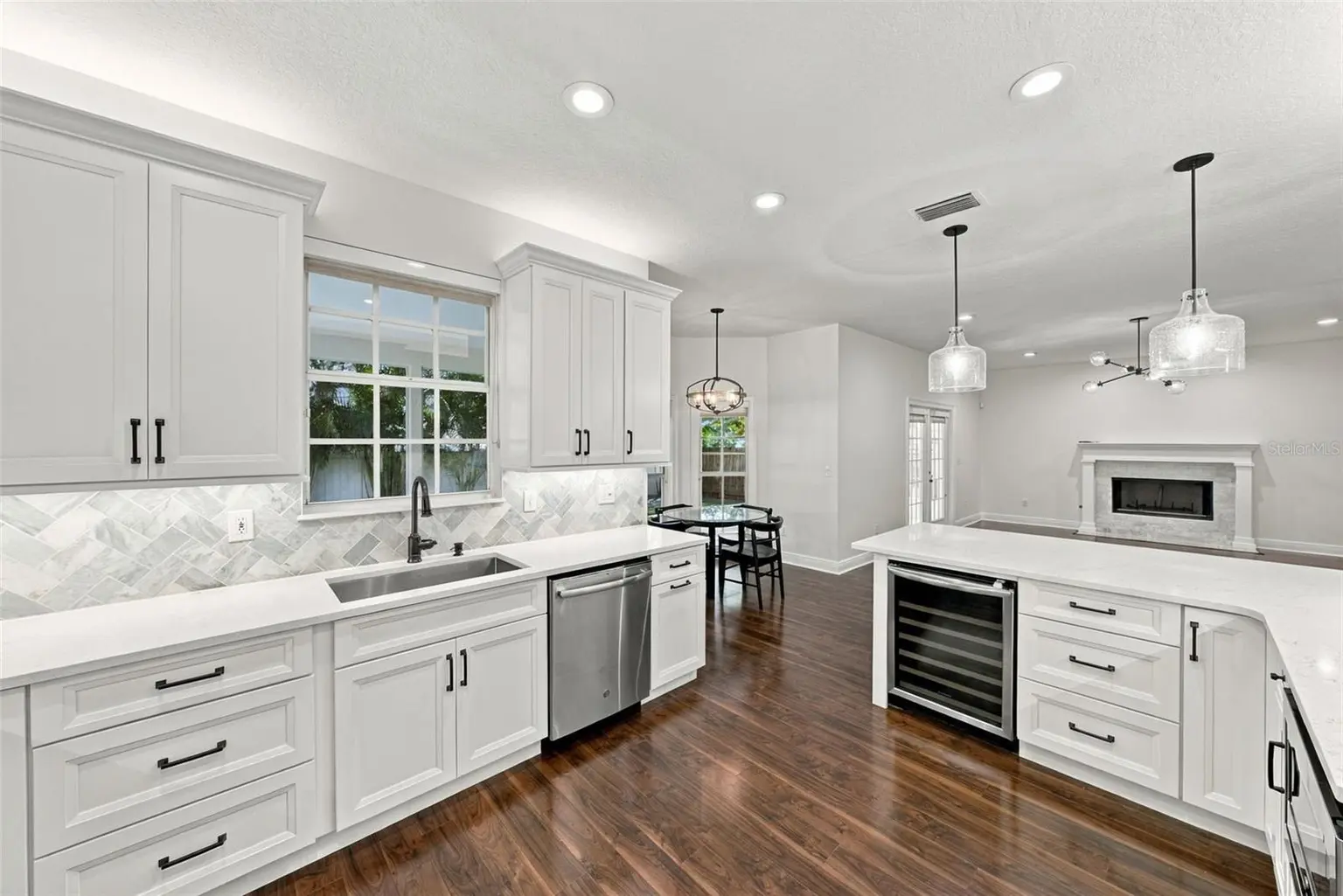 3308 W VILLA ROSA STREET, TAMPA, FL, photo 14 of 43