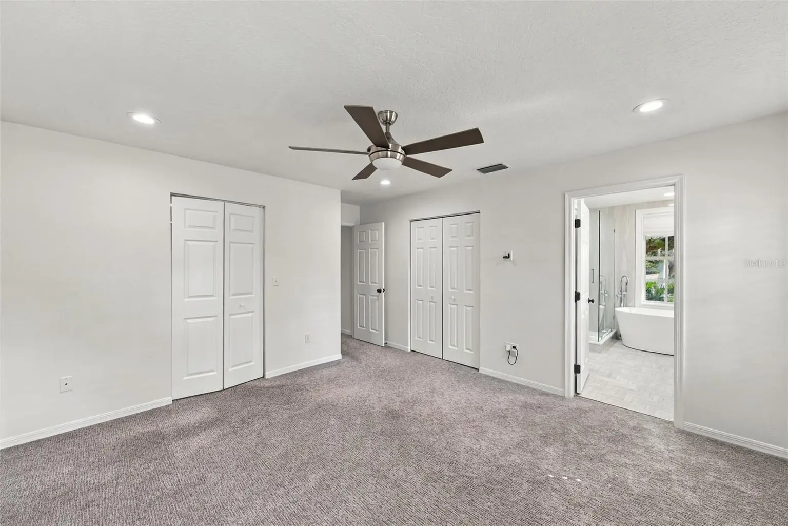 3308 W VILLA ROSA STREET, TAMPA, FL, photo 22 of 43